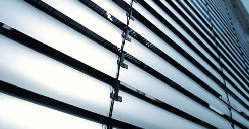 outdoor venetian blind