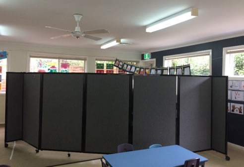 kindergarten portable partition