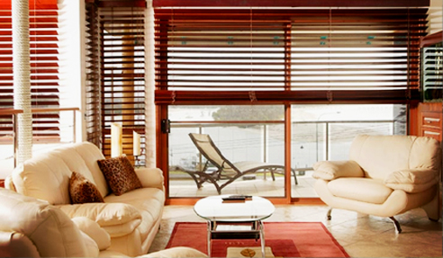 Custom painted cedar venetian blinds from Blinds by Peter Meyer