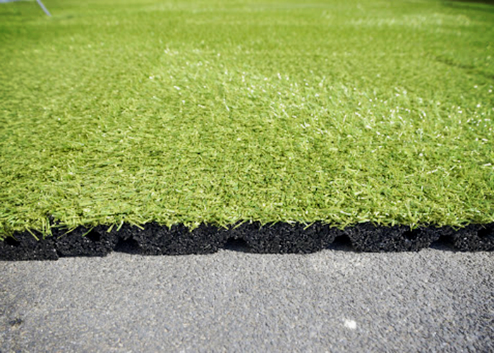 Grass Tiles for Ballast Roof Systems from Solartex