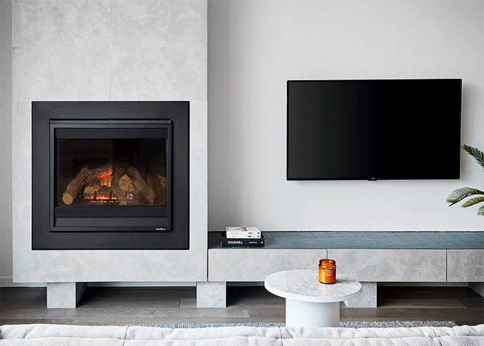 Contemporary Enclosed Gas Fireplaces - 6X from Jetmaster