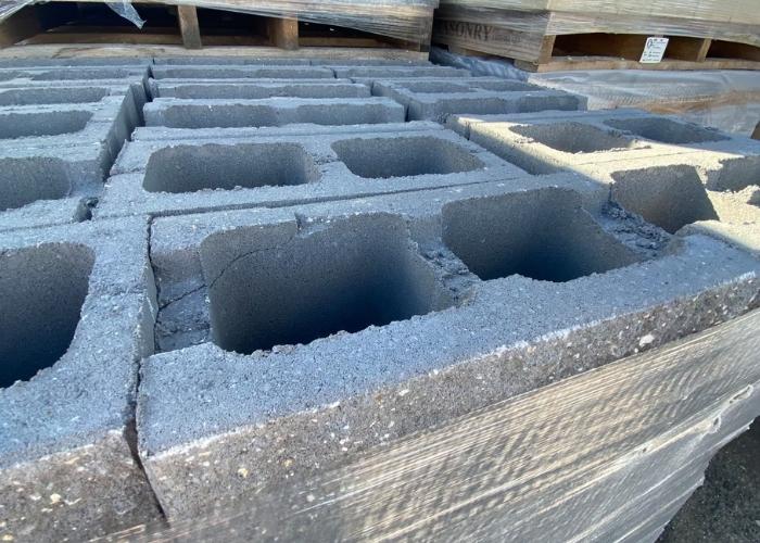 Dry Stack Retaining Wall Blocks by Simons Seconds