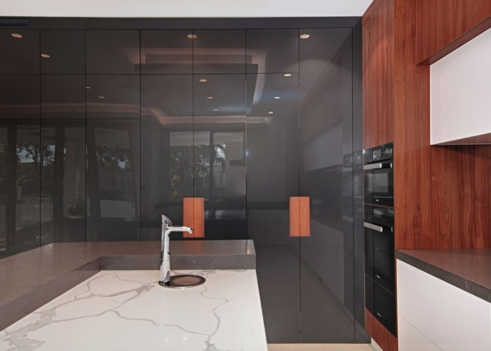Ultraglaze Doors and Panels for Kitchens by polytec