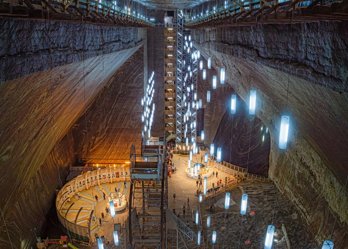 Crew Hire for Mining Shutdown by Bellis