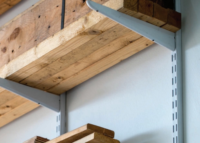 DIY Shelf System for Homes by Cowdroy