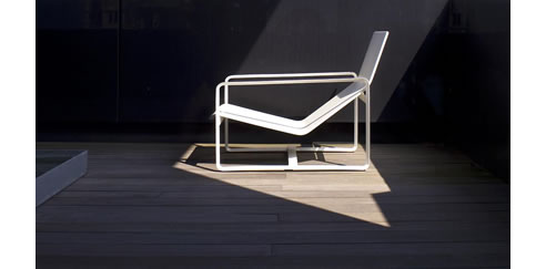 white deck chair