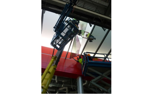 mini crane in confined space