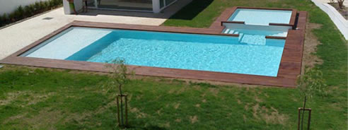 glass mosaic tiled pool