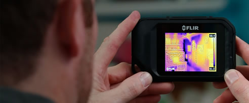 small full-featured thermal imager