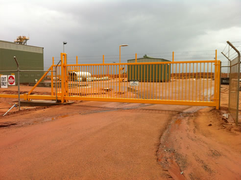 mine site cantilever slide gate