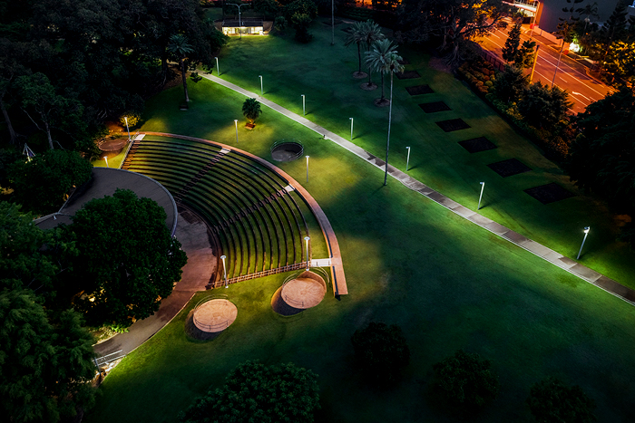 Custom Luminaires for Brisbane Parkland from WE-EF