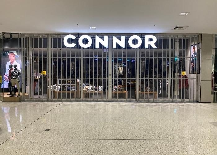 Connor Storefront with Quality Commercial Concertina Doors by Australian Trellis Door
