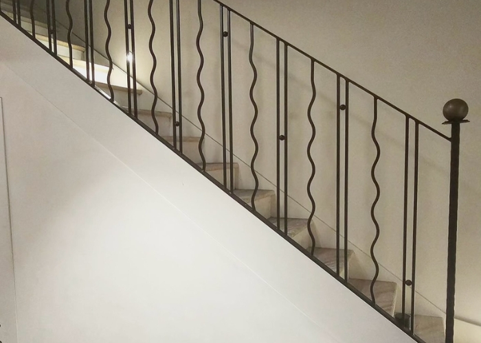 Wrought Iron Wavy Bar for Balusters by AWIS