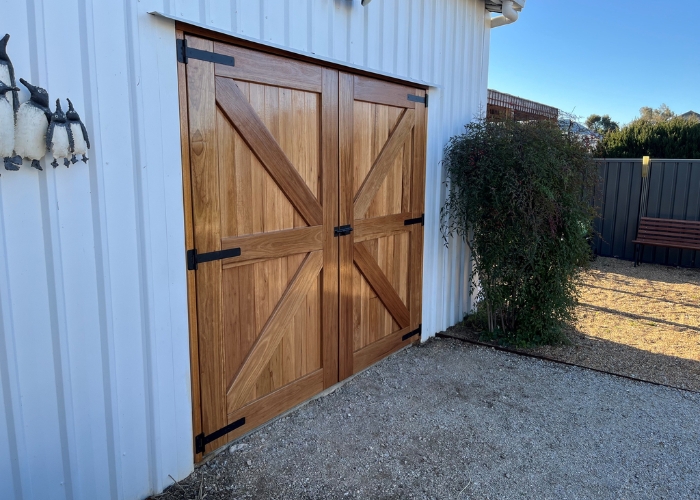 UV Resistant Oil for Outdoor Timber Surfaces by Whittle Waxes