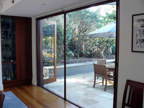 pleated retractable insect screen