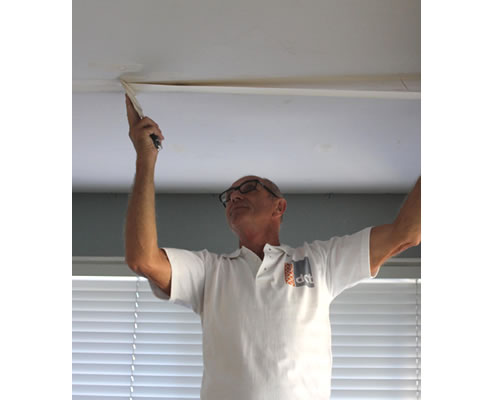 installing insulated plasterboard