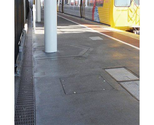 train platform drainage