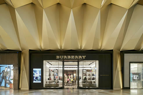 Ceiling Burberry Melbourne Airport T2 International