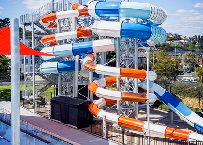 Anti-Slip Polymer Concrete Channels at the Oak Park Aquatic Centre