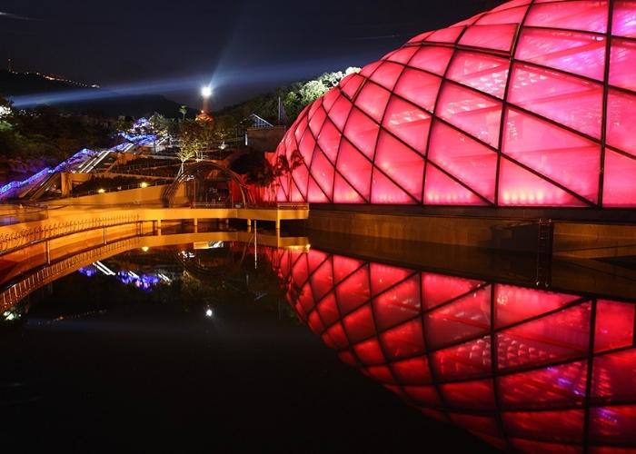 Shenzhen Water Park ETFE Dome by Makmax Australia