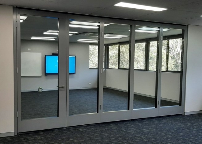 Double Glazed Operable Walls for Classrooms by Bildspec
