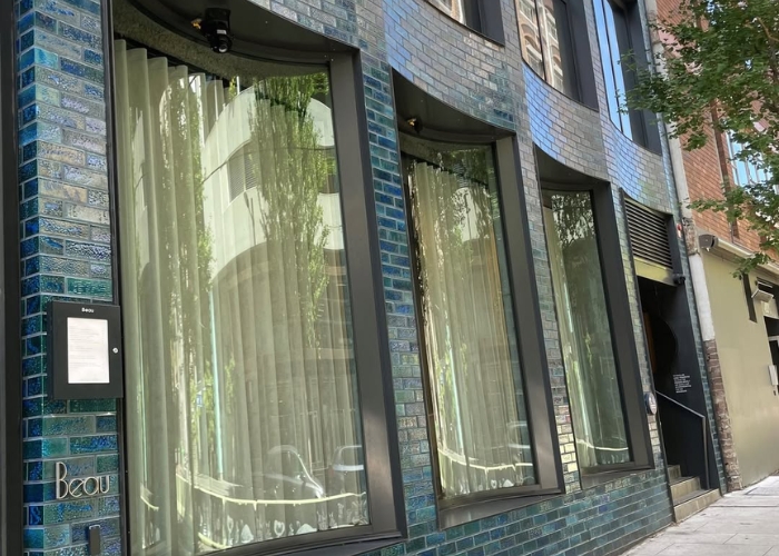 Concave Shopfront Windows by Bent & Curved Glass