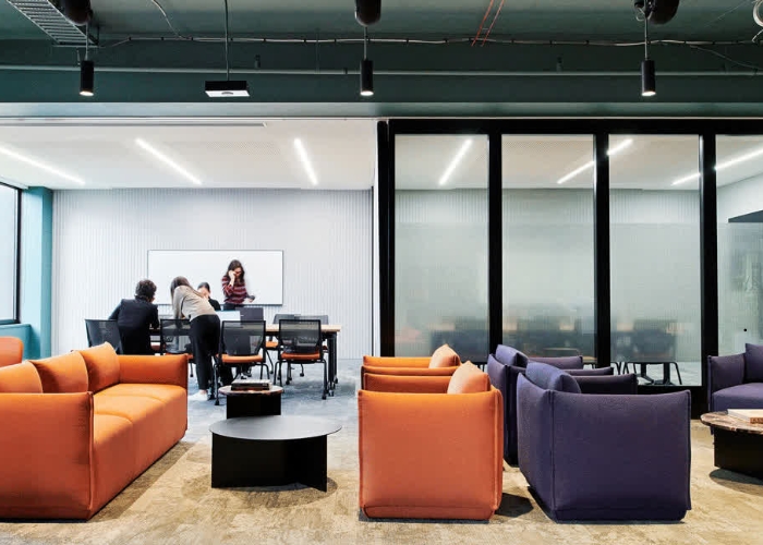 Flexible Acoustic Workspace Solutions with Operable Walls from Bildspec