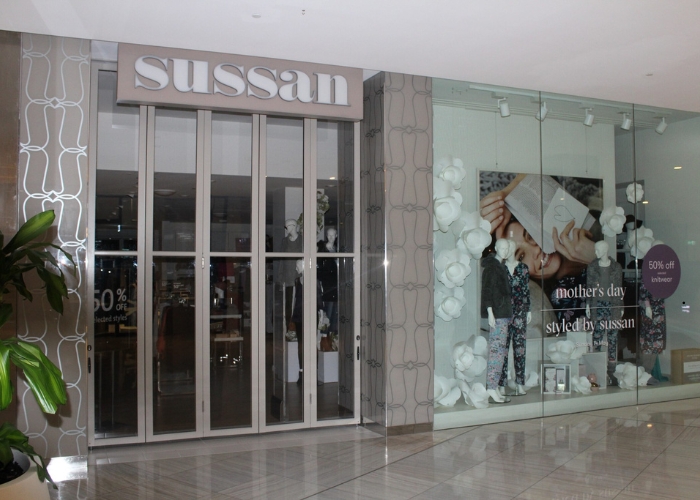 KRGS Clearglide Bi-Folding Door for Commercial Spaces