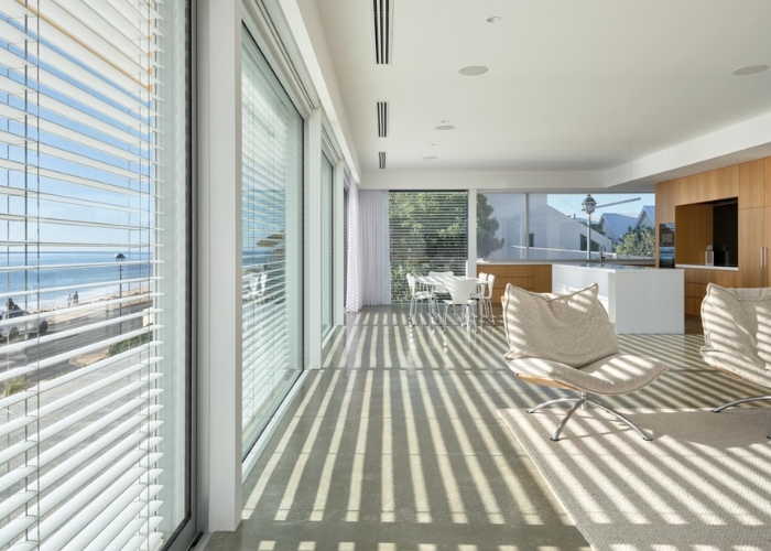 External Venetian Blinds vs Indoor Blinds by evaya