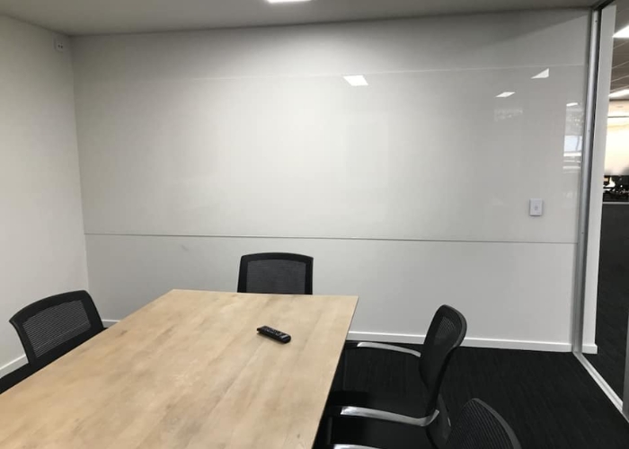 Benefits of Acrylic Whiteboards by ISPS Innovations