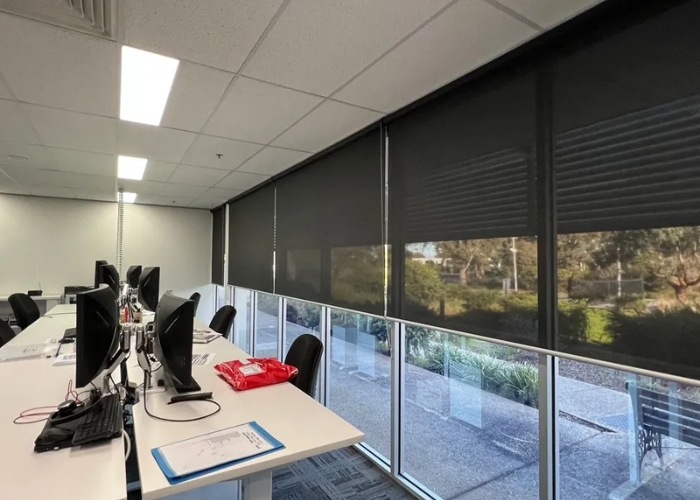 Dual Blinds for Offices by Shadewell