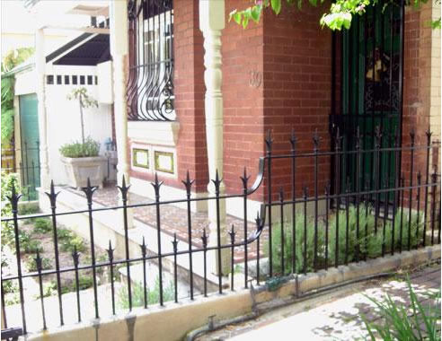 palisade fence
