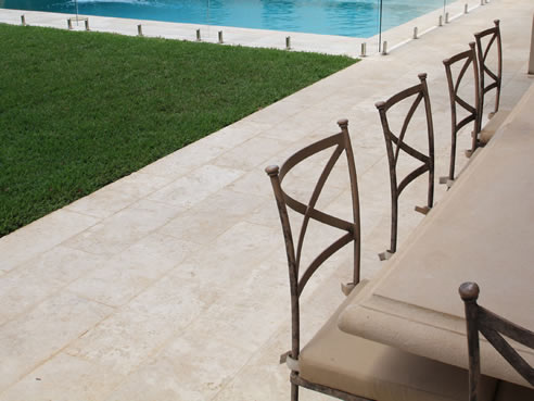 travertine paving