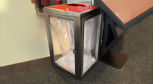 clear polycarbonate panels in garbage bin