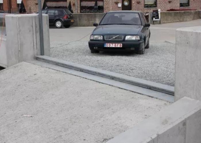Self Closing Flood Roller Barrier for Concrete by Flooding Solutions