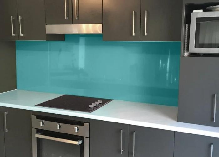 Grout Free Reflection Splashbacks for Kitchens from Reflections Splashbacks 