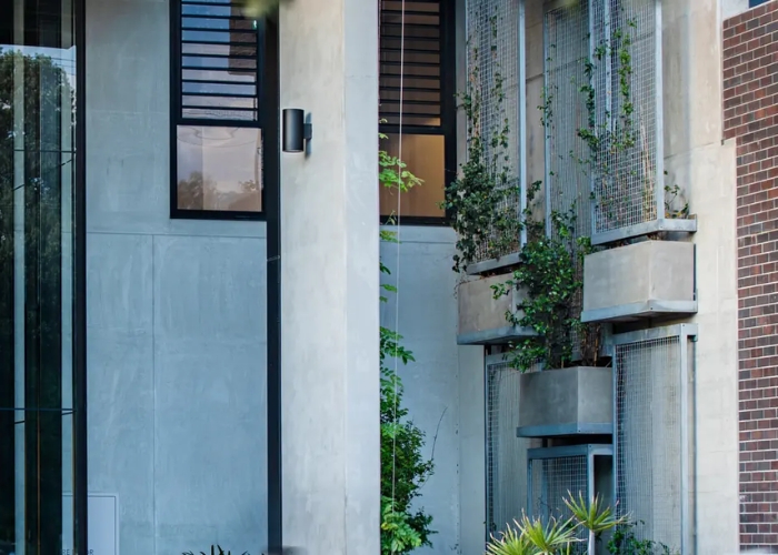 Operable Louvre System by Safetyline Jalousie