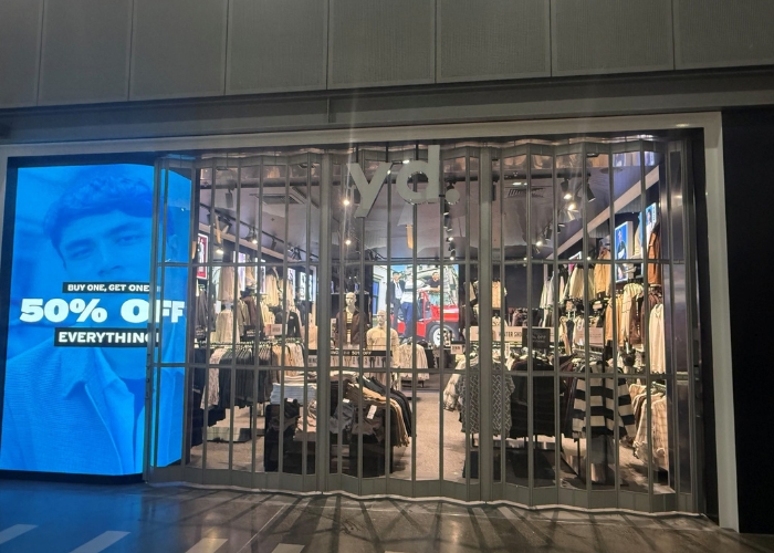 Commercial Bifold Doors for Curved Retail Shopfronts by ATDC
