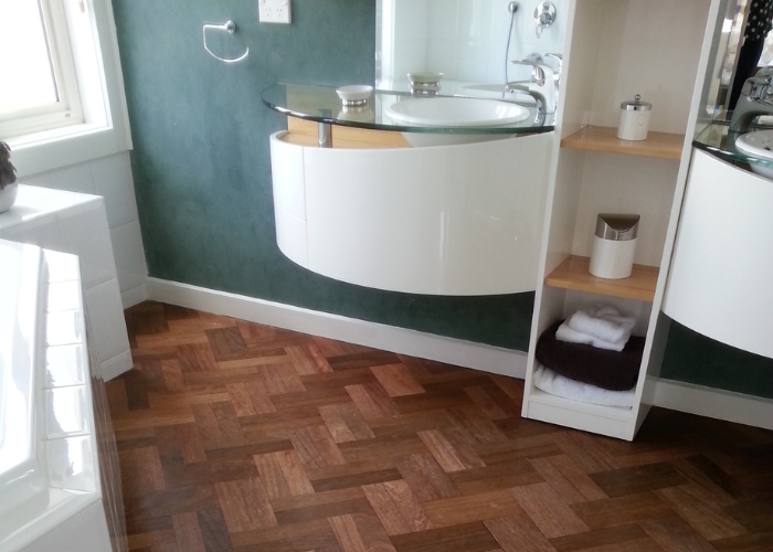 Water Resistant Wood Oil by Livos
