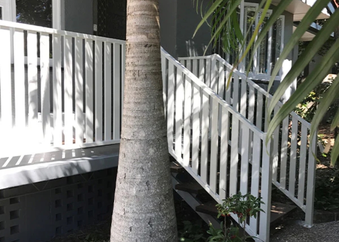 Aluminium Balustrade for Outdoor Stairs by Superior Screens