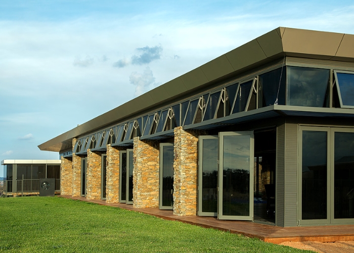 Thermally Broken Bifold Door by Vista Windows