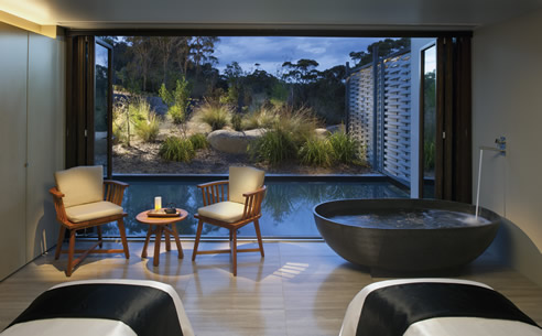 energy efficient bi-fold doors at saffire spa