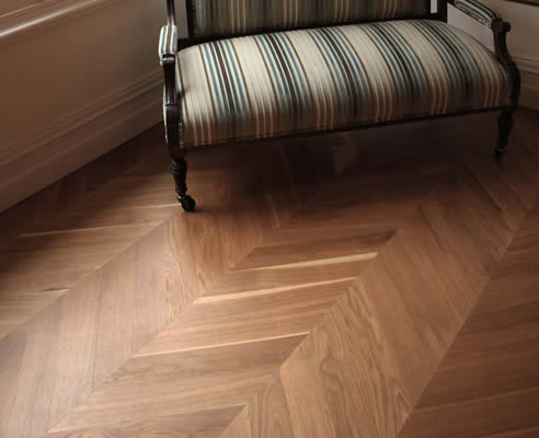 chevron oak floor