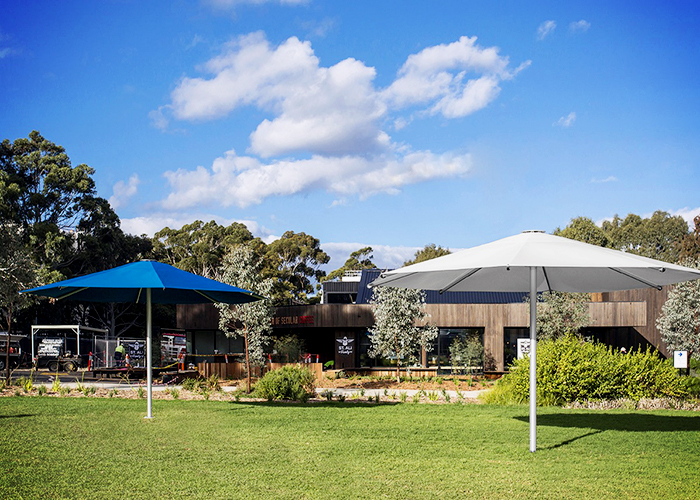 5m Heavy Duty Umbrellas in Round from Instant Shade Umbrellas