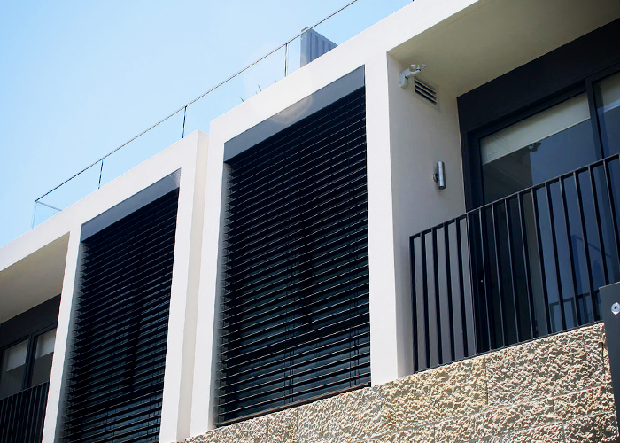 Automatic External Venetian Sun Shades from Maxim Louvres