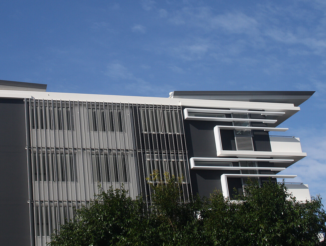 Facades Using Extruded Elliptical Aluminium Fins from Maxim Louvres