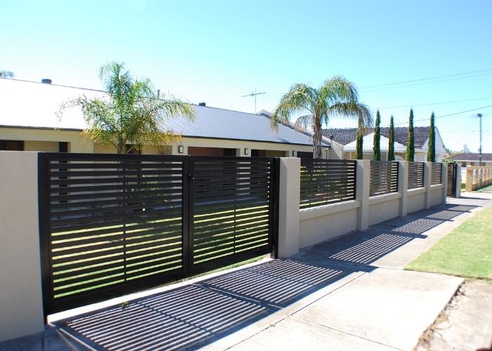 Clik'n'Fit® Driveway Gates by Superior Screens