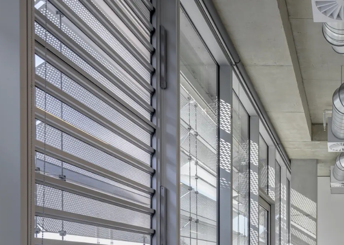 Louvres for Heat and Smoke Extraction by Safetyline Jalousie