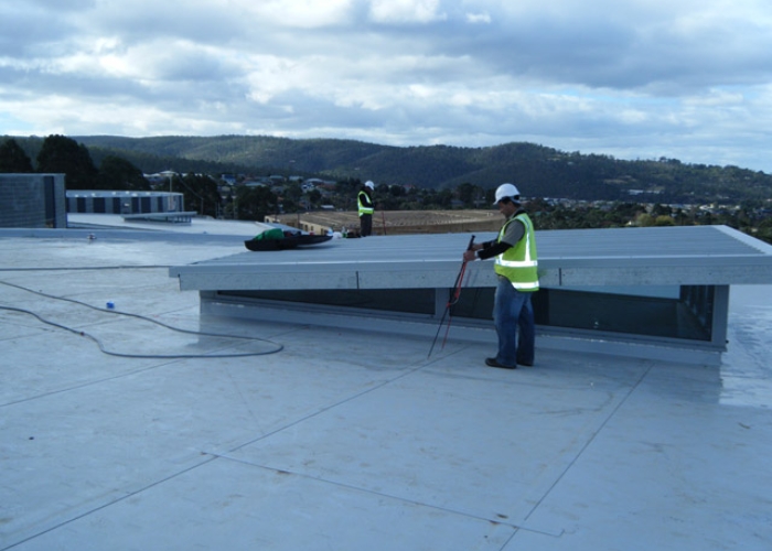 No Flooding Leak Detection Test for Roofs by ILD Australia
