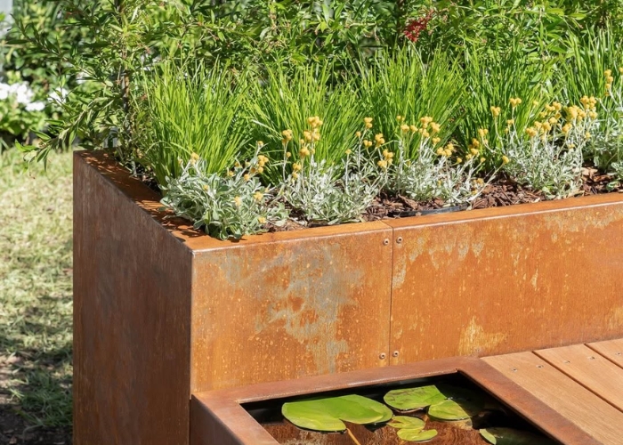 FormBox Planter Boxes by FormBoss